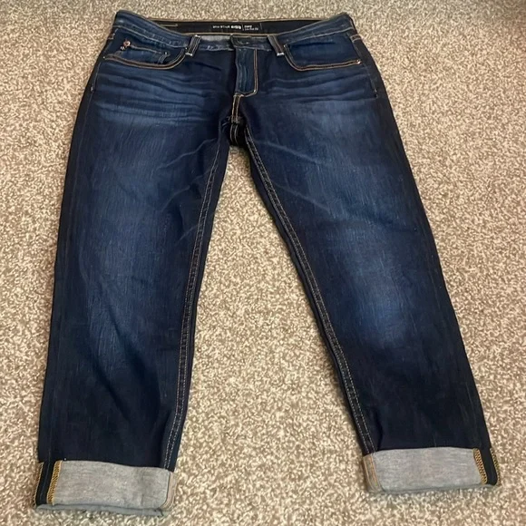 Big Star Remy Low Rise Cropped Jeans - Picture 2 of 8